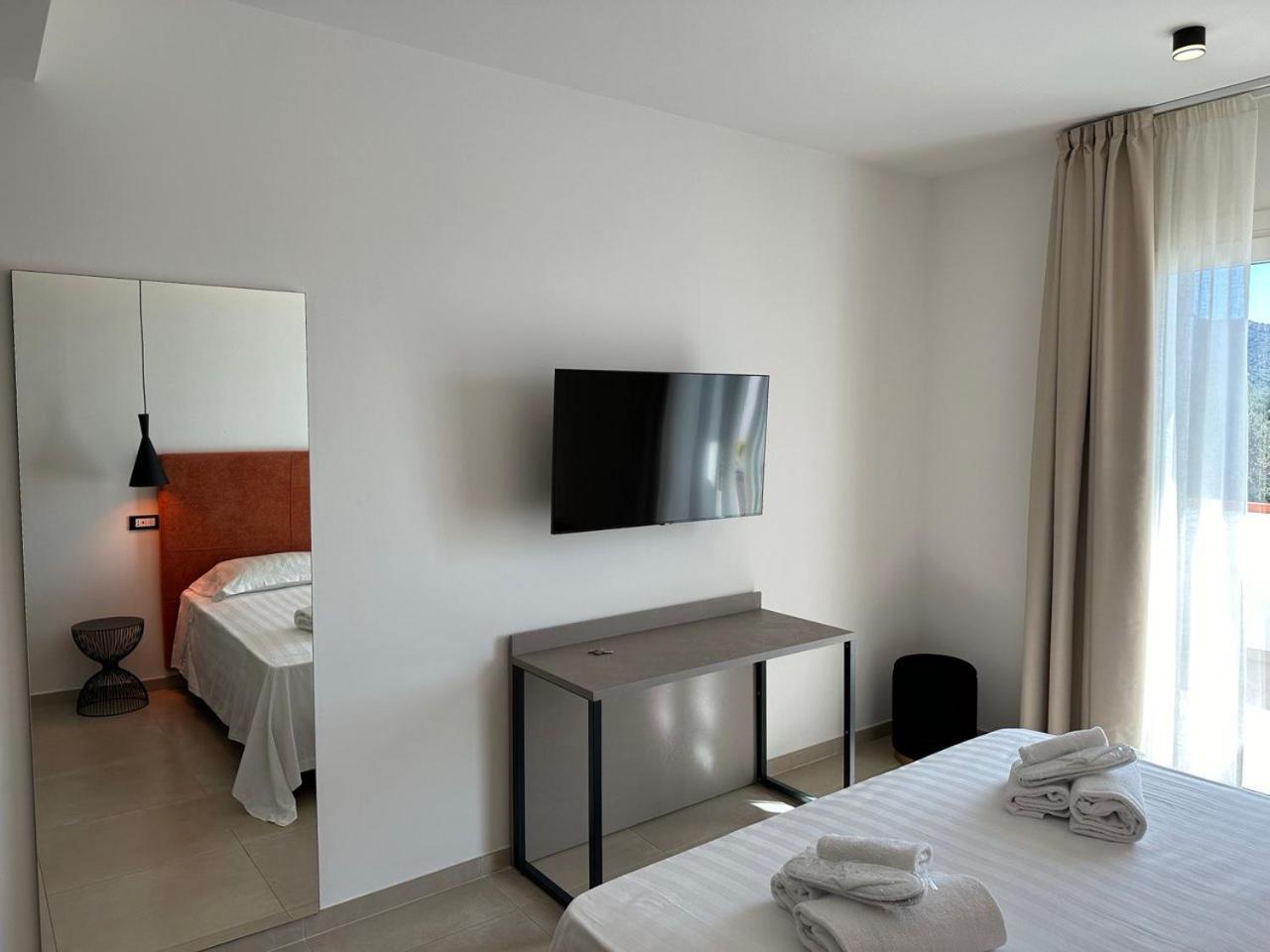 Amani Chic Rooms Olbia Exterior foto